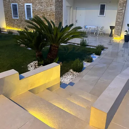 Casa de hóspedes Le Dimore Airport Luxury Con Jacuzzi Bari